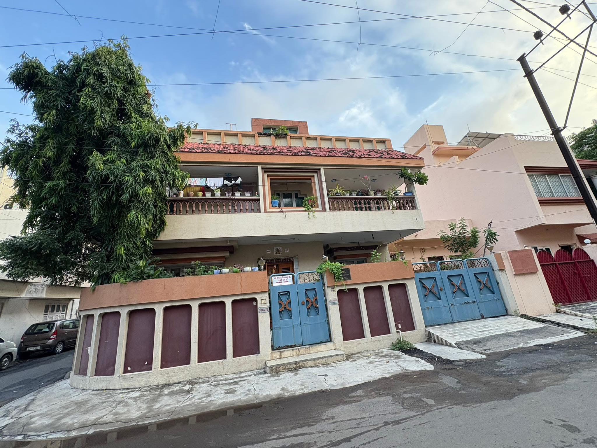 4 BHK Premium Bungalow for Sale in Vardhman Nagar, Rajkot